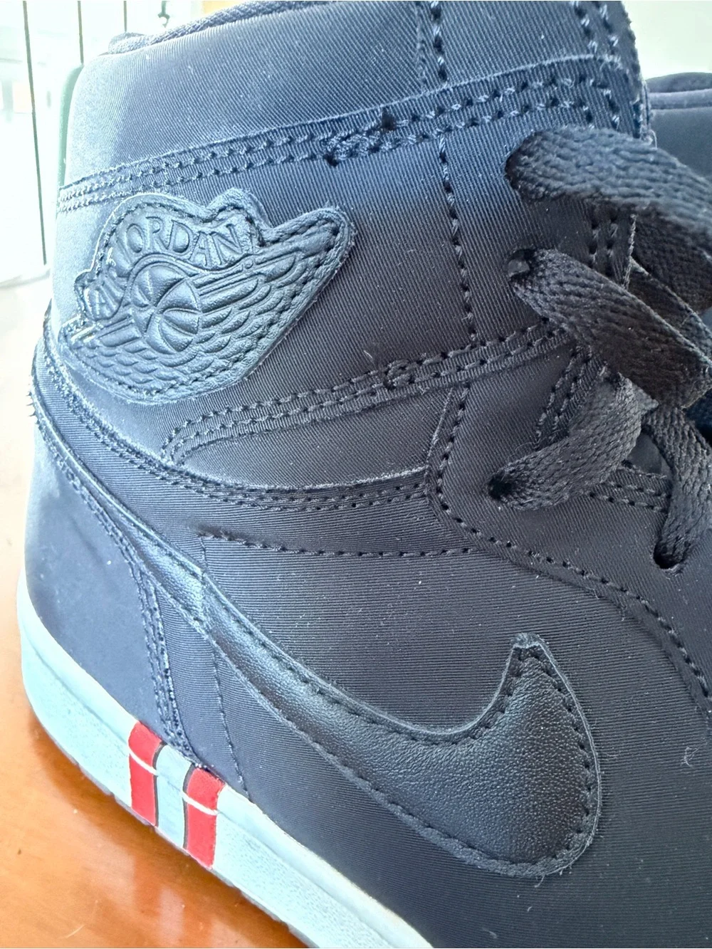 Paris Saint-Germain x Air Jordan 1 Retro High OG